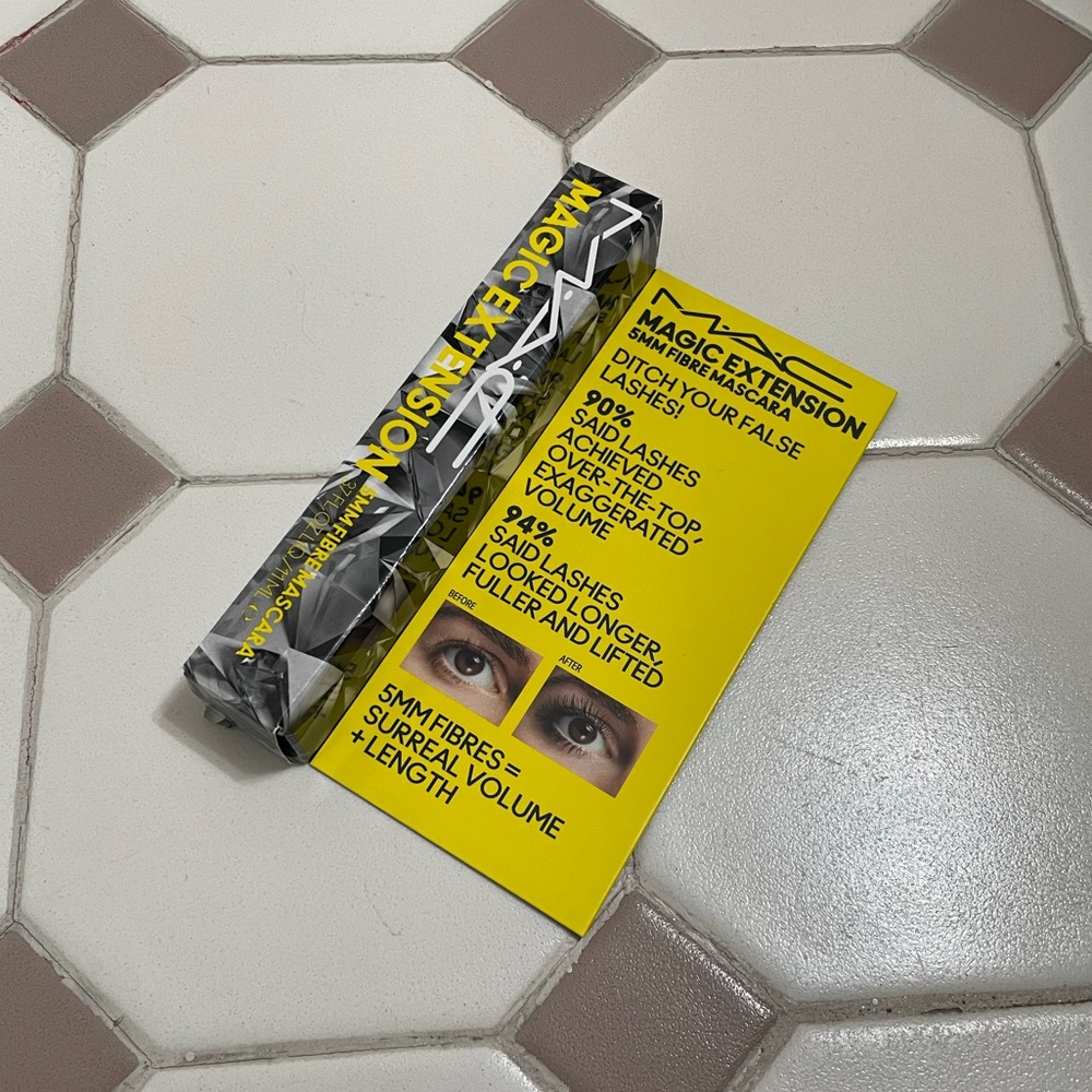 MAC Magic extension mascara full size
